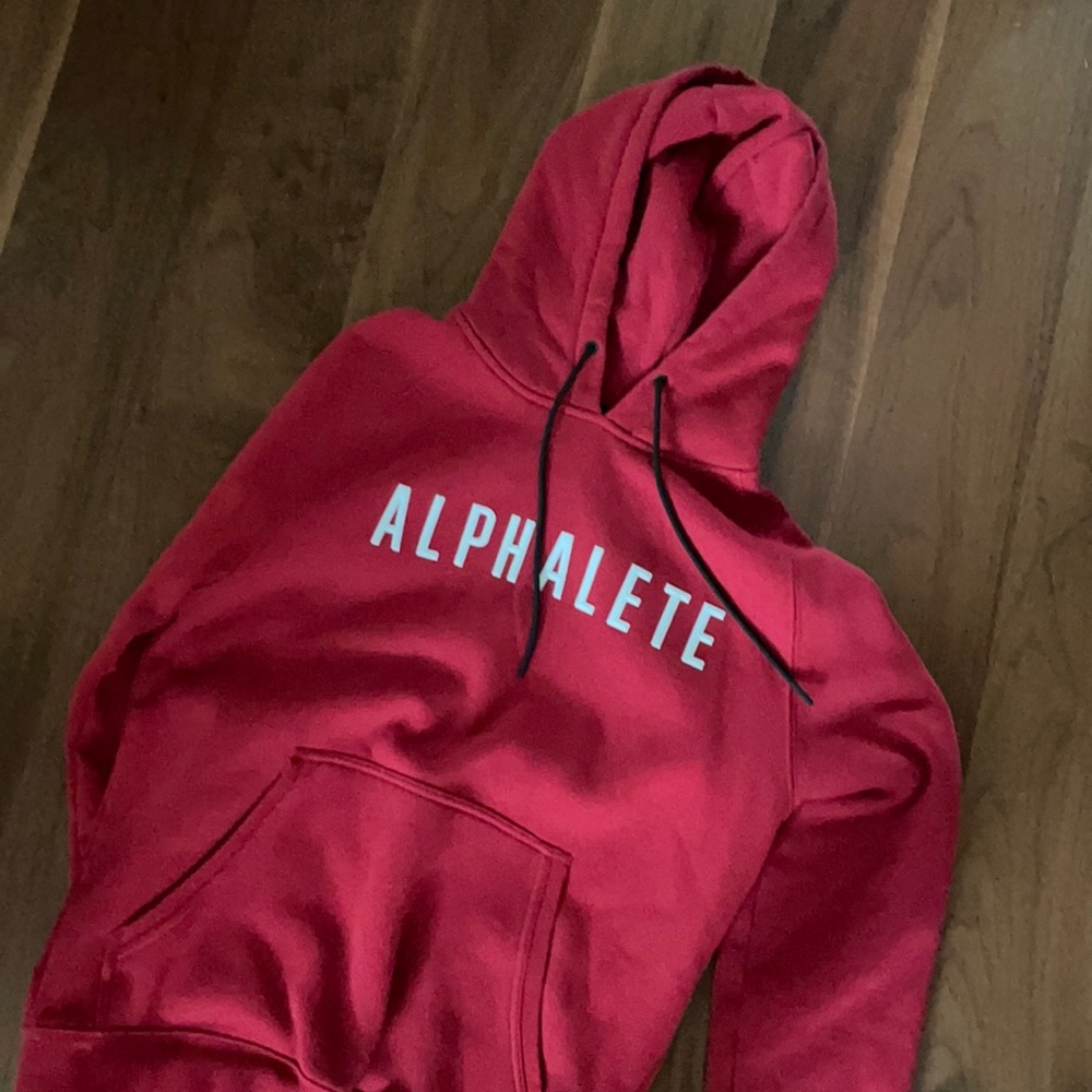 Alphalete hoodie